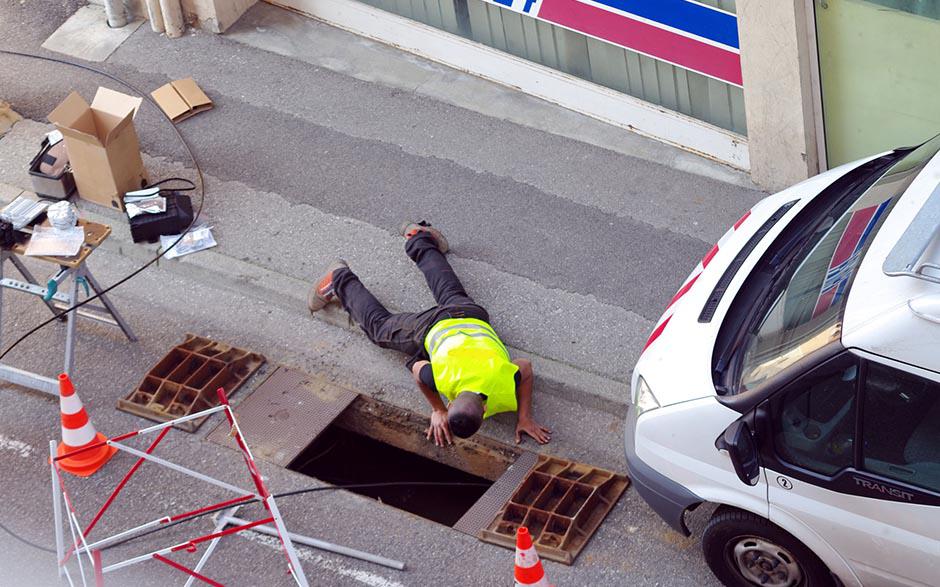 déboucher un wc avec une bouteille Corbeil-Essonnes